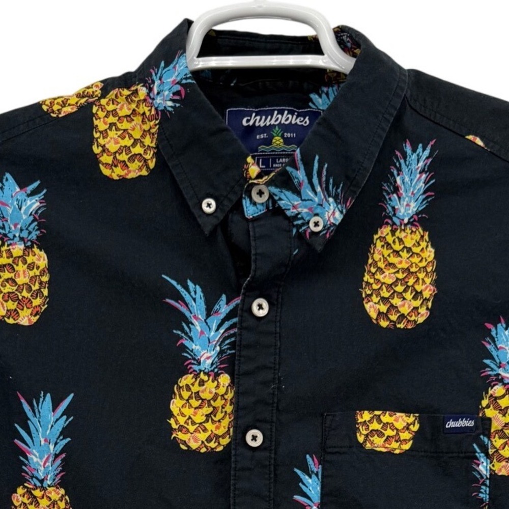 Chubbies Mens Large Pineapple Print Short Sleeve Button Down Shirt Black Cotton‎